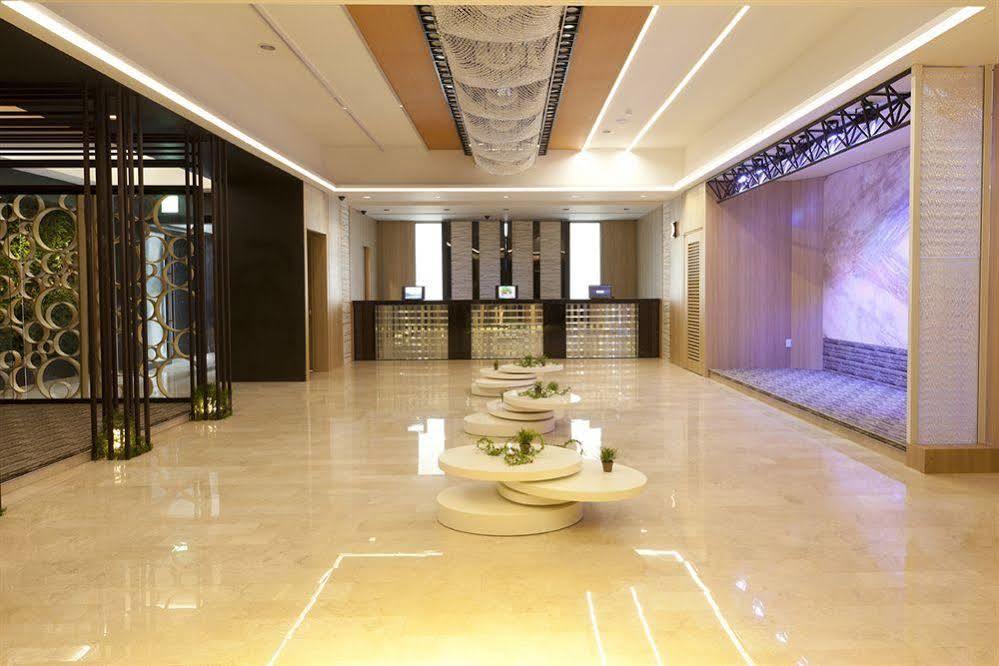 Centro Hotel 2*