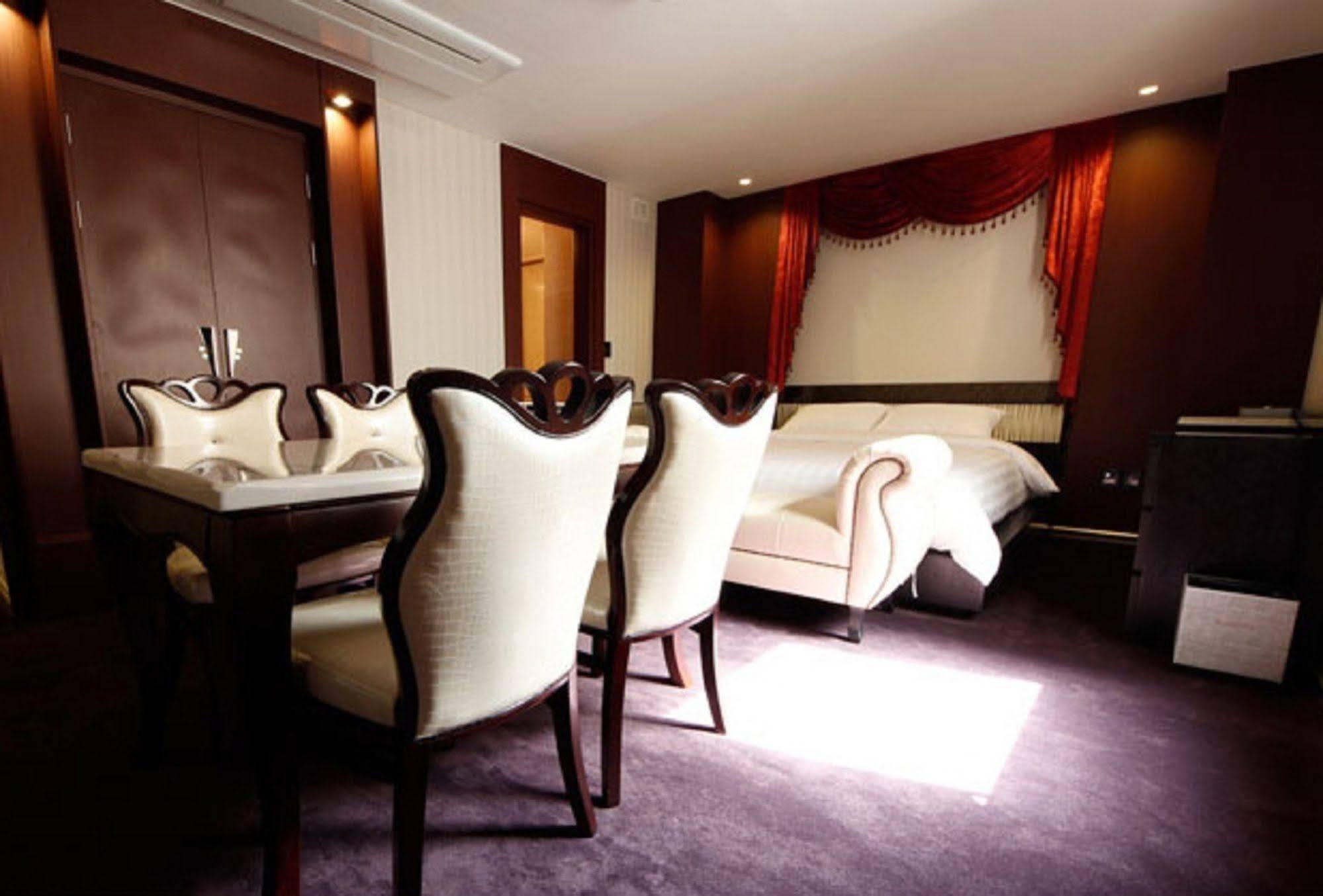 Centro Hotel
